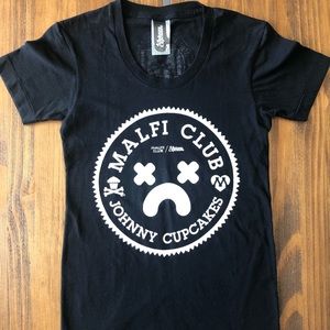 Johnny Cupcakes MALFI CLUB T-Shirt *Suitcase Tour*